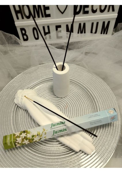 Beyaz Botanik Tabakta Mum, Tütsü ve Tütsülük Seti modelleri