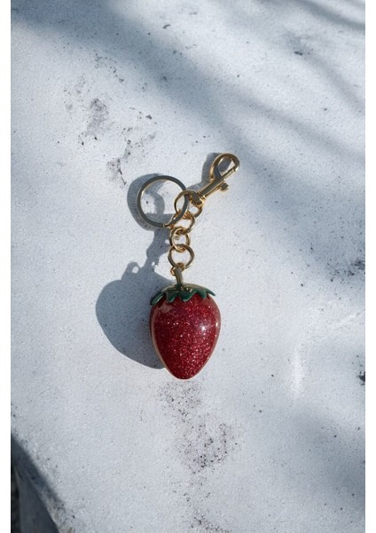 Çilek Tasarım Çanta Charmı modelleri