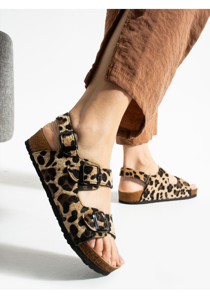 Çift Tokalı Leopar Sandalet