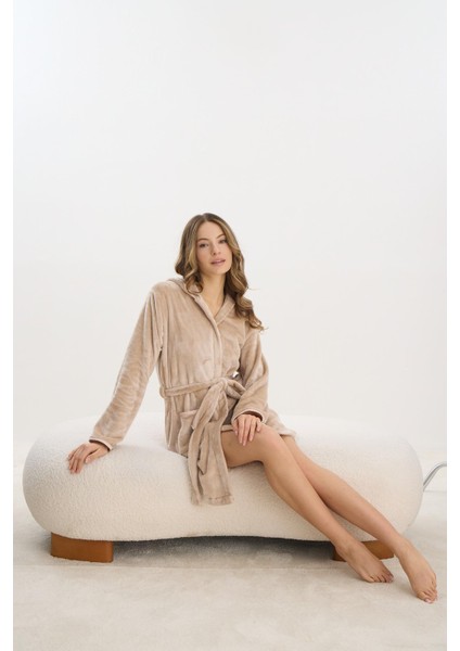 Kadın Kısa Kapüşonlu Süpersoft Bej Sabahlık C9T4N2O61 fırsatları