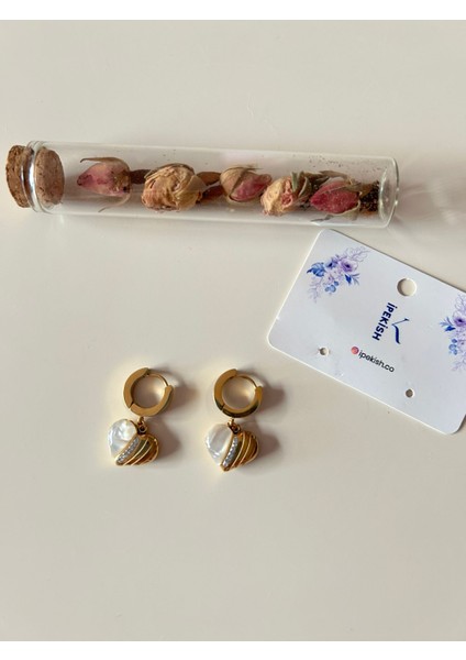 Zirkon Taşlı Kalp Sallantılı Gold Orta Boy Halka Küpe – Zarif, Romantik ve Paslanmaz Çelik fiyatları