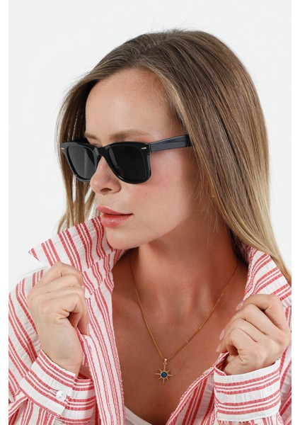 Metal Aksesuar Detaylı Kemik Çerçeveli Güneş Gözlüğü