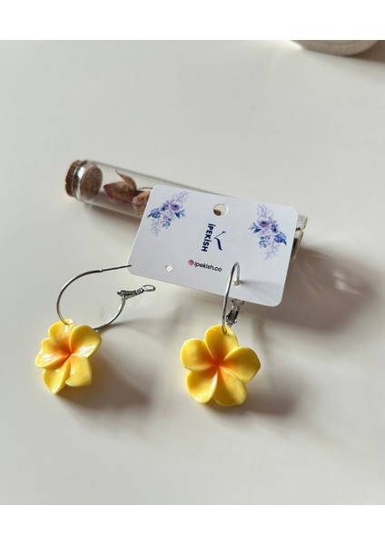 Lotus Figürlü Sarı Renk Klipsli Orta Boy Küpe modelleri