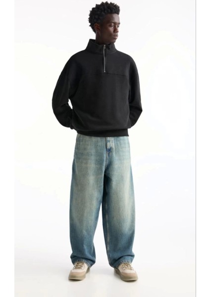 Oversize Yarım Farmuarlı Yakalı Basic Sweatshirt - Siyah