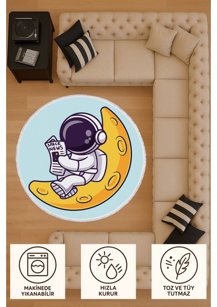 Çocuk Odası Halısı – Ay Üzerinde Gazete Okuyan Astronot Deseni | Kaymaz Tabanlı | Mavi Zemin indirimleri