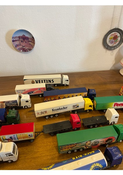 Koleksiyonluk Tırlar 28 Adet fırsatları