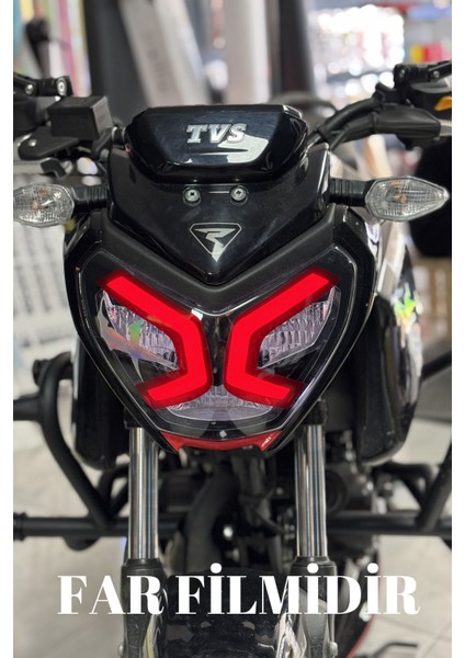 Kırmızı Far Filmi Sticker, Tvs Raider Gündüz Ledi Için Parlak ve Şık Tasarım fiyatları