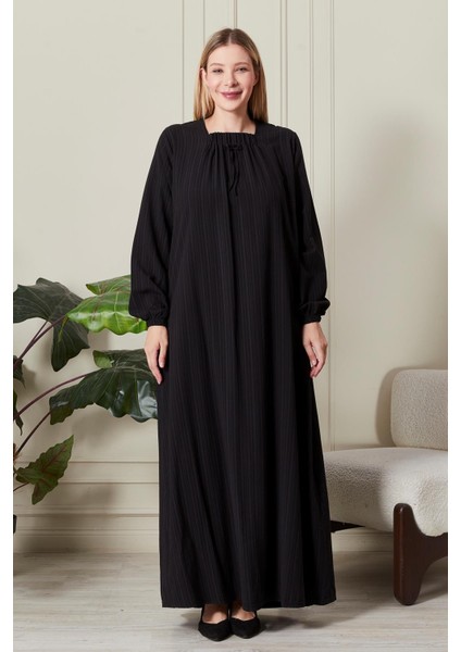 Kadın Büyük Beden Gofre Kumaş Kare Yaka Elbise