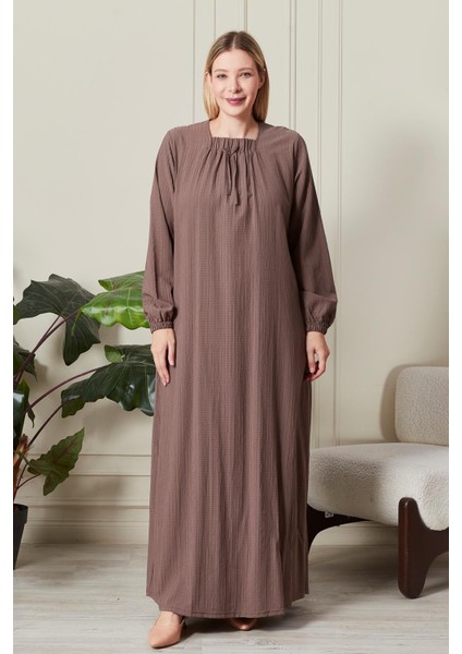 Kadın Büyük Beden Gofre Kumaş Kare Yaka Elbise