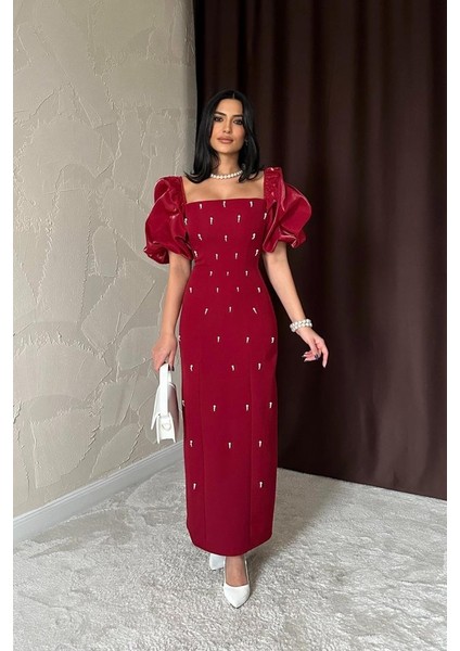 Bordo Işlemeli Kolu Garnili Elbise