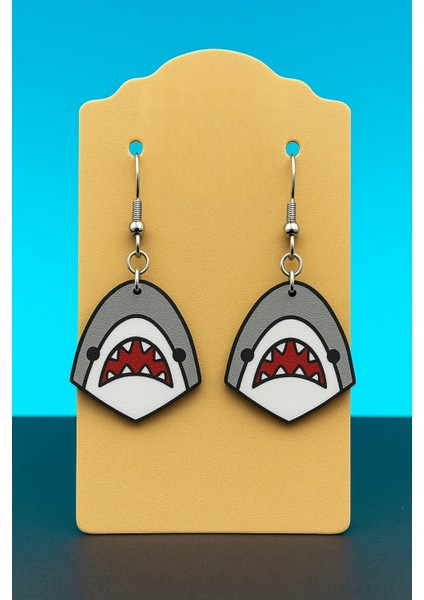 Köpekbalığı Figürlü 3D Baskı Küpe – El Yapımı, Hafif ve Şık Aksesuar (Gri & Mavi)