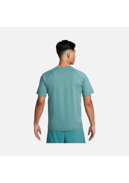Dri-Fit Ready Fitness Training -Sleeve Erkek Tişört fırsatları