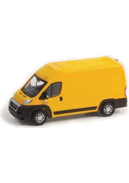 2021 Ram Promaster 2500 Cargo High Roof 1/64 Model Araba