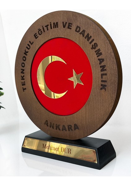 Türk Bayraklı Kurumsal Plaket | Kişiye Özel Ahşap Masa Üstü Ödül | Eğitim ve Danışmanlık Hediyesi fiyatları