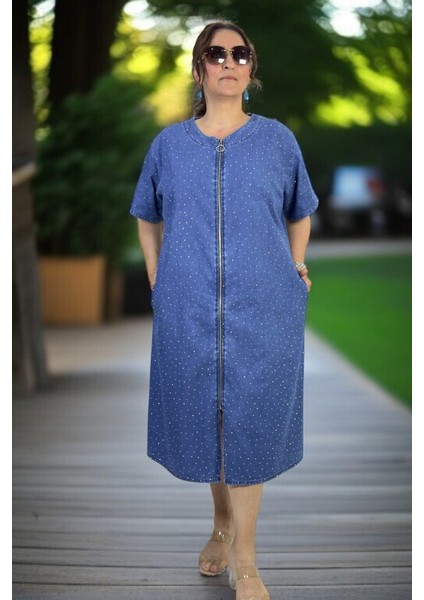 Önden Boydan Fermuarlı Taş Işlemeli Cepli Kısa Kol Büyük Beden Jean Kot Elbise