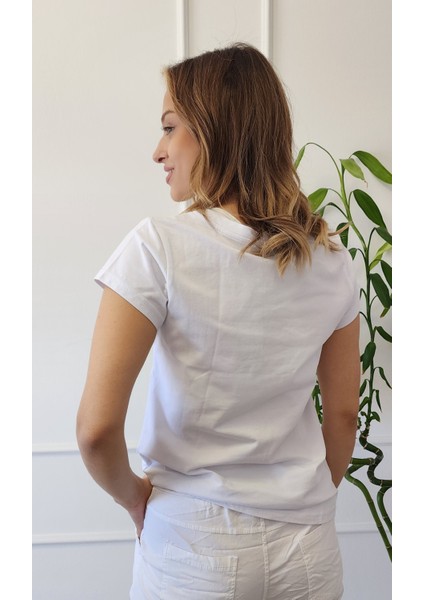 Minik Taş Detaylı T-Shrit fiyatları