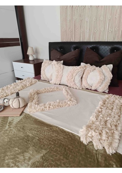 Bohem Model El Yapımı Ponponlu Yatak Örtüsü Runner Kırlet Takım 4 Parça