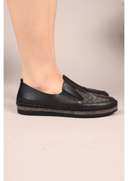 Astral Yıldız Taşlı Lastikli Sneakers Siyah fırsatları