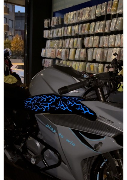 Tr Motor-Kask ve Araba Için Işıkta Parlayan Reflektörlü Mavi Parçalı Şimşek Sticker Etiket (16 Parç