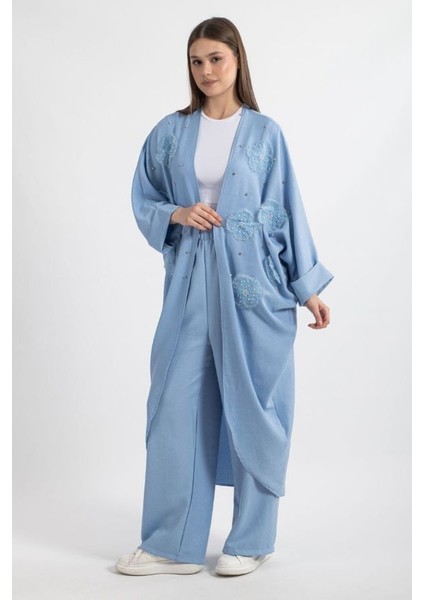 3 Boyutlu Çiçek Işlemeli Tesettür Kimono