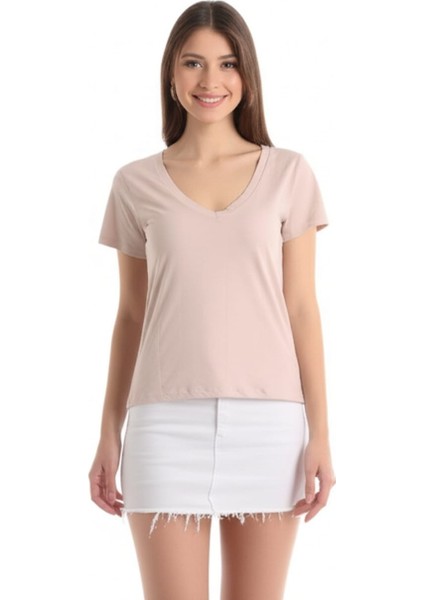V Yaka Kısa Kollu T-Shirt