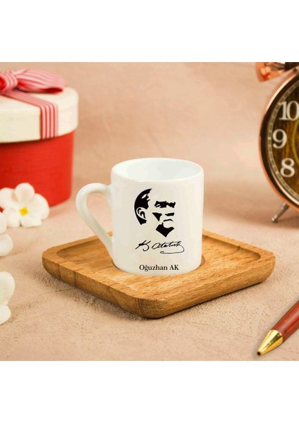 Kişiye Özel Ahşap Tepsili Seramik Fincan Seti - Atatürk Silüeti