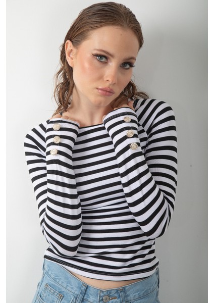 Siyah Beyaz Çizgili Uzun Kol Body Düğme Detaylı Soft Touch Basic Bluz Likralı Tişört fırsatları