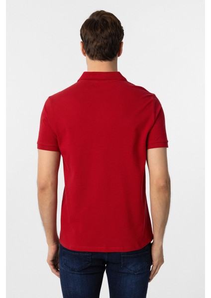 Dar Kesim Pamuk Çekmeyen Kumaş Polo Yaka Tişört fırsatları