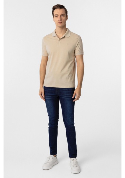 Dar Kesim Pamuk Çekmeyen Kumaş Polo Yaka Tişört indirimleri