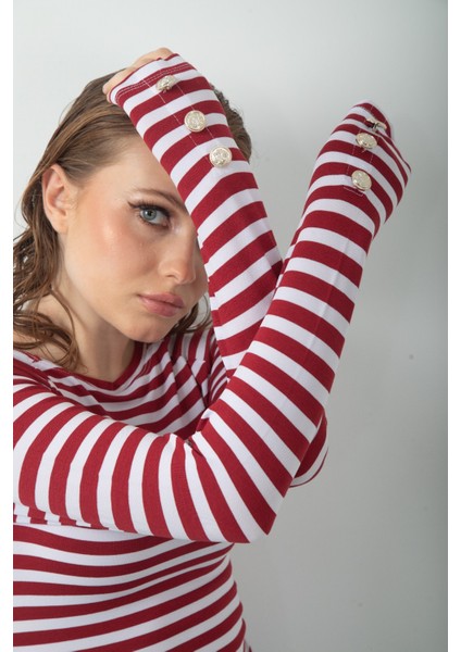 Siyah Beyaz Çizgili Uzun Kol Body Düğme Detaylı Soft Touch Basic Bluz Likralı Tişört fırsatları