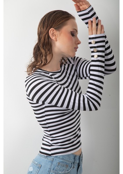 Siyah Beyaz Çizgili Uzun Kol Body Düğme Detaylı Soft Touch Basic Bluz Likralı Tişört fırsatları
