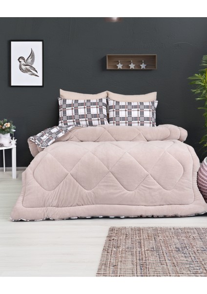 Çift Kişilik Desenli 57 Tel Lüx Çift Taraflı Welsoft Desenli Pamuk Silikon Yorgan 195 x 215 cm