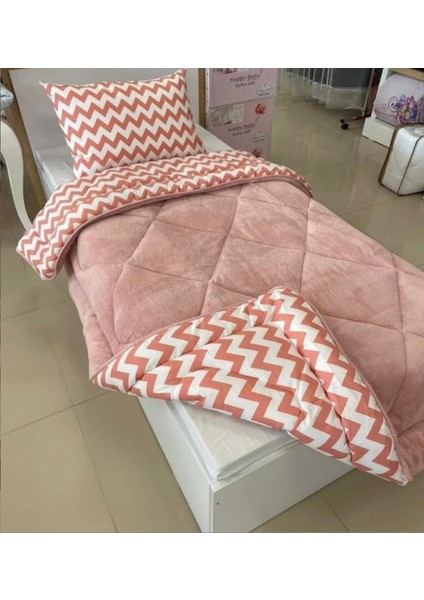 Tek Kişilik Desenli Wellsoft Yorgan 155X 215CM & 2 Adet Yastıkkılıfı