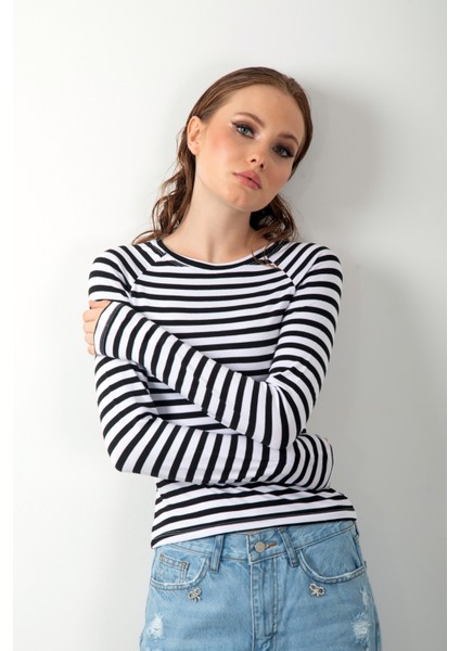 Çizgili Siyah Beyaz Uzun Kol Body Soft Touch Basic Bluz Likralı Tişört modelleri