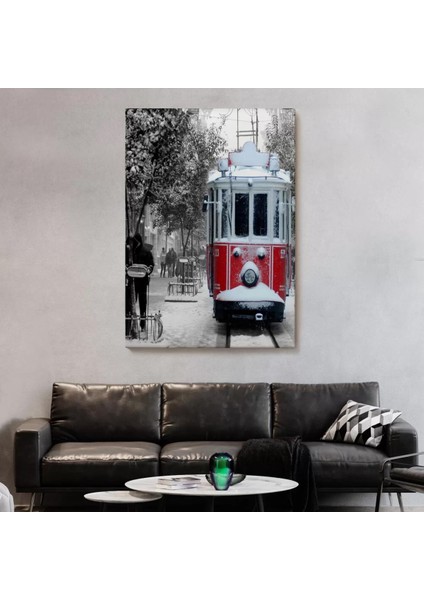 Karlı Bir Istiklal Caddesi ve Nostaljik Tramvay TABLOSU-6404 fiyatları