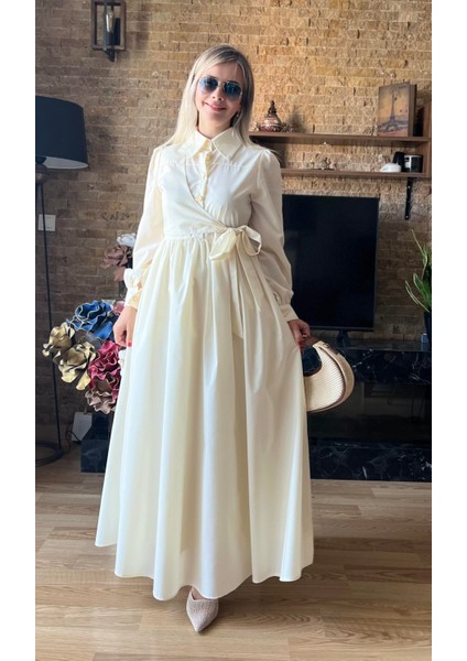 Gold Düğme Detaylı Yandan Bağlamalı Poplin Elbise Tesettür Uyumlu Bağlamalı Elbise