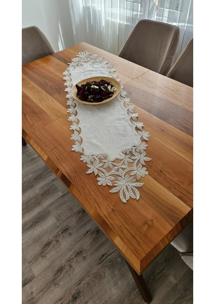 Lüks Fransız Dantelli Kadife Runner
