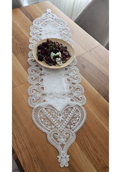 Lüks Fransız Dantelli Kadife Runner