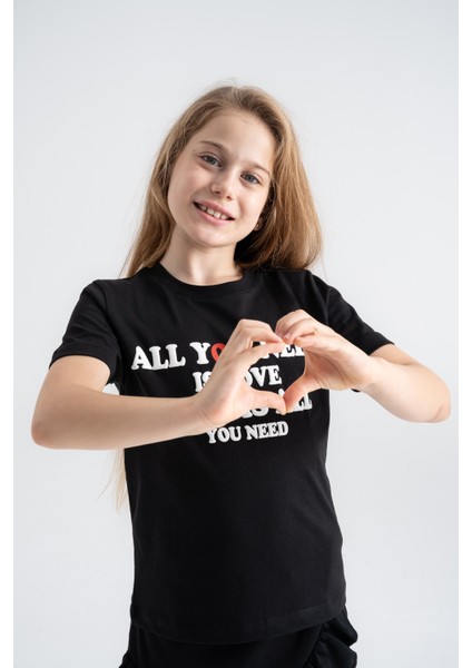 Kız Çocuk Siyah Yazlık Tişört %100 Pamuk, Nefes Alan & Rahat Kalıp