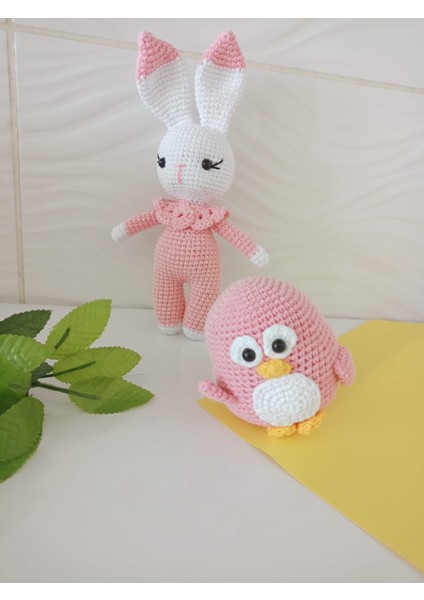 Örgü Oyuncak Pembe Tavşan ve Penguen