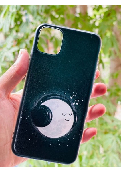 iPhone 11 Pro Max Uyumlu Kılıf Ay Müzik Desenli Baskılı Silikon