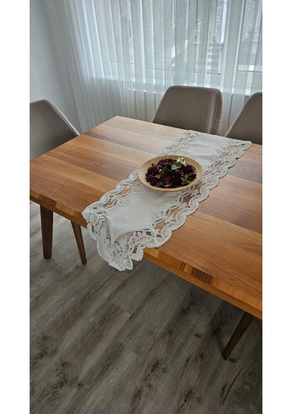 Fransız Dantelli Keten Gardeya Lüx Runner