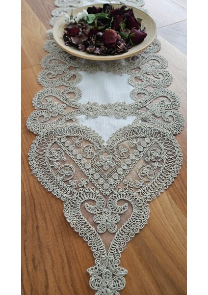 Fransız Dantelli Keten Gardeya Lüx Runner fiyatları