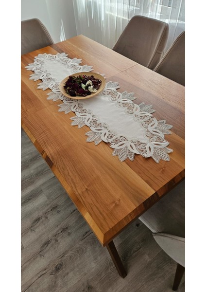 Fransız Dantelli Keten Gardeya Lüx Runner