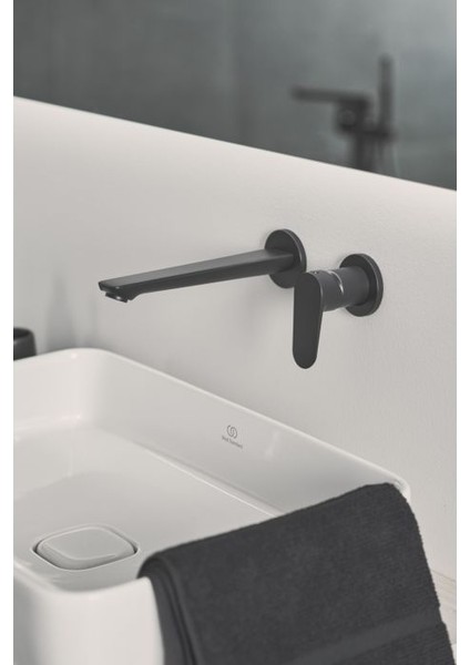 Cerafine O Ankastre Lavabo Bataryası-Sil-Black fiyatları