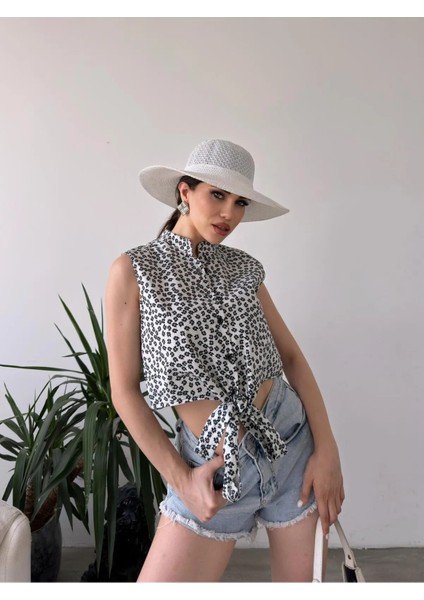 Çiçek Desenli Bağlama Detaylı Crop Gömlek Bluz