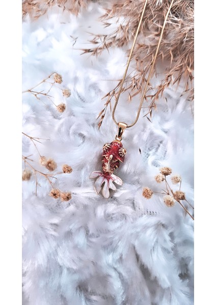 Hareketli Kuyruklu Balık Figürlü Çelik Kolye fırsatları