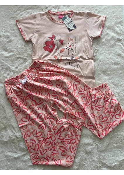 Çiçekler Pijama Takımı