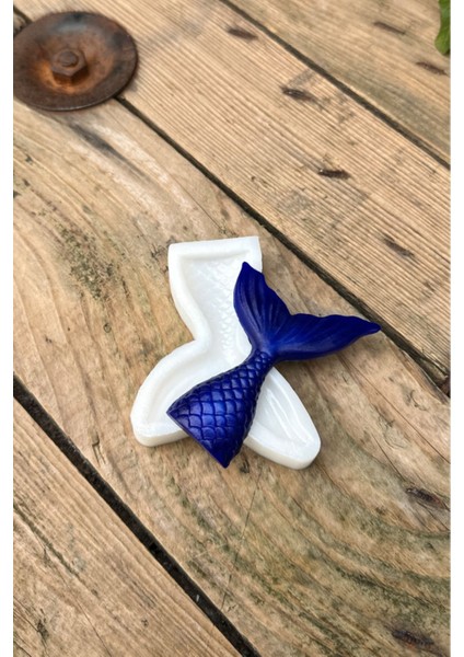 Küçük Deniz Kızı Kuyruğu Silikon Mum Kalıbı – Kokusuz, Dayanıklı Beyaz, 7,5 gr - 5,7x7,8x0,8 cm modelleri