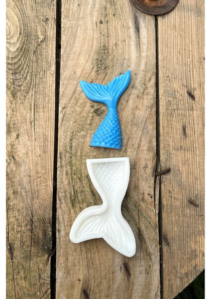 Küçük Deniz Kızı Kuyruğu Silikon Mum Kalıbı – Kokusuz, Dayanıklı Beyaz, 7,5 gr - 5,7x7,8x0,8 cm